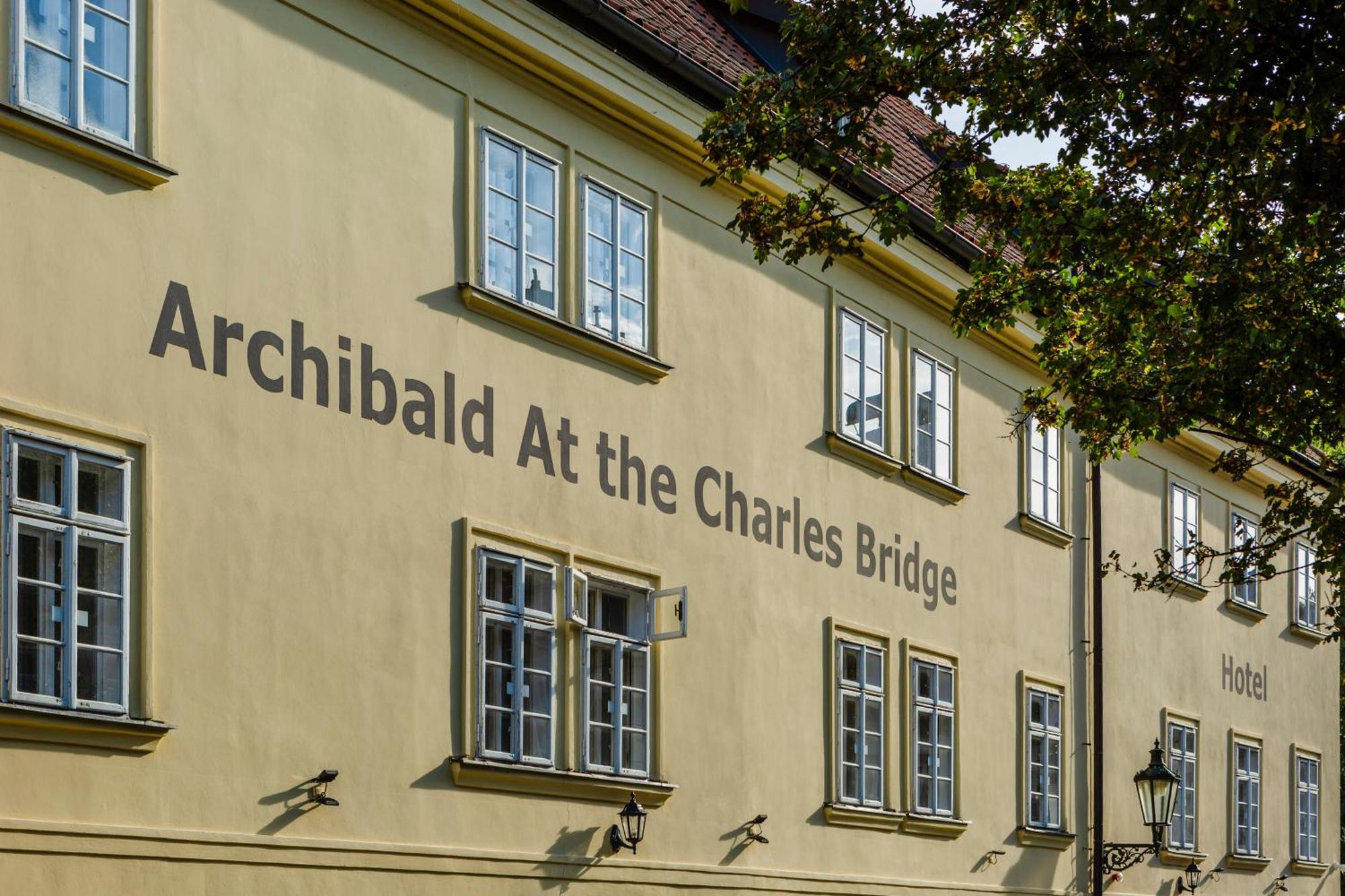 Hotel Archibald At The Charles Bridge Prague